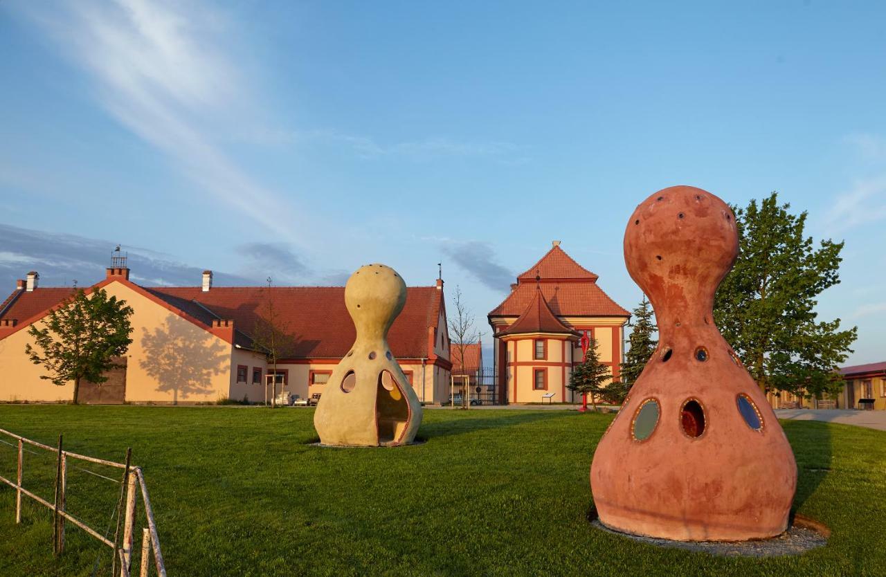 Residence Safari Resort - Chateau Borovany  Exterior photo